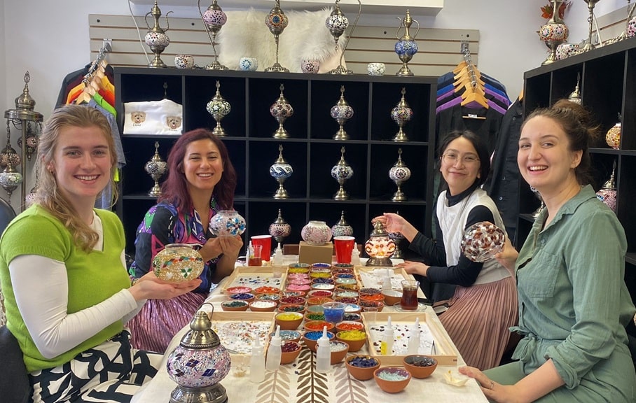 Group-friendly Turkish mosaic lamp workshop in Canada – fun and creative experience at DIYlabs